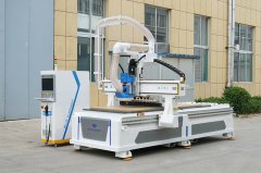 關(guān)于板式家具生產(chǎn)線之?dāng)?shù)控開料機(jī)運(yùn)轉(zhuǎn)速度你是否有這樣的誤區(qū)？